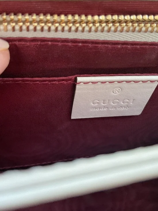 Beautiful Ivory Gucci Zumi crossbody w/2 tone metal - Picture 7 of 9